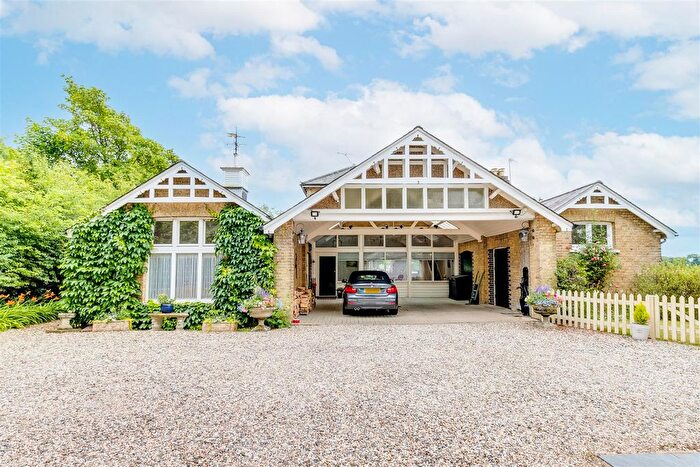 5 Bedroom Detached House For Sale In Ware Road, Widford, Ware, SG12