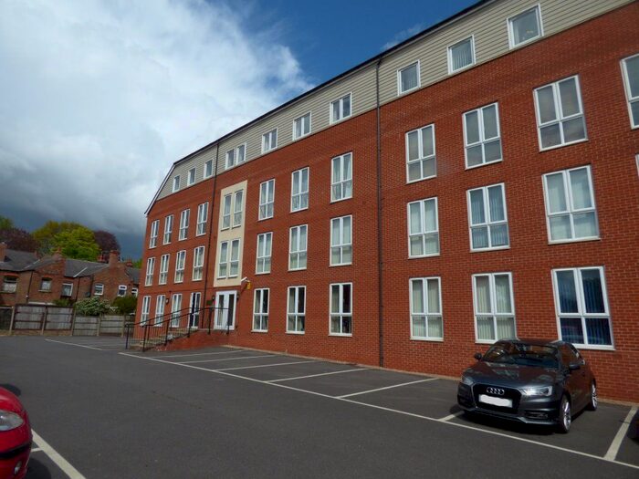 2 Bedroom Flat To Rent In Bradmore House, Long Eaton, NG10
