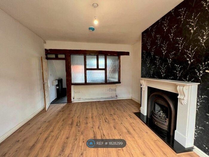 2 Bedroom Terraced House To Rent In Shipton Street, Bolton, BL1