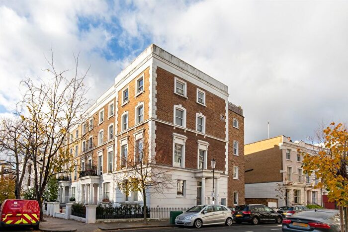 1 Bedroom Flat To Rent In Blenheim Crescent, Notting Hill, W11