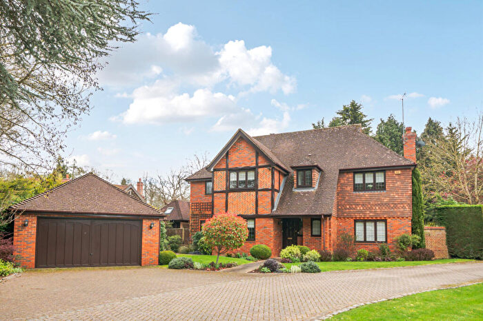 5 Bedroom Detached House For Sale In Beeches Park, Beaconsfield, HP9