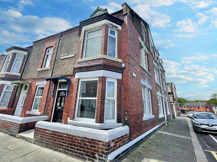 2 Bedroom Flat To Rent In Richmond Road, South Shields, NE34