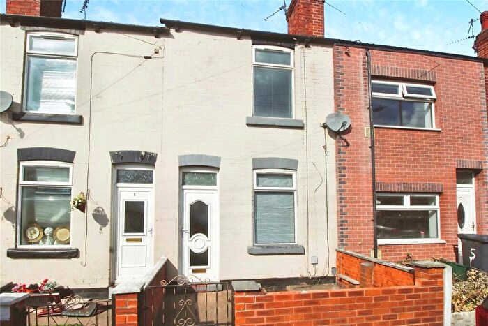 2 Bedroom Terraced House To Rent In Park Terrace, Doncaster, South Yorkshire, DN1