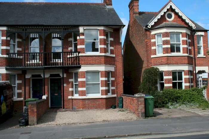 5 Bedroom Semi-Detached House To Rent In Windmill Road, Headington, Oxford, OX3