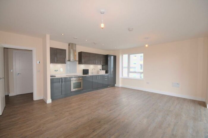 2 Bedroom Apartment To Rent In The Peninsula, Pegasus Way, Gillingham, ME7