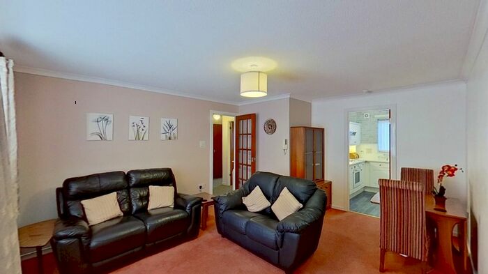 2 Bedroom Flat To Rent In South Loch Park, Bathgate, West Lothian, EH48