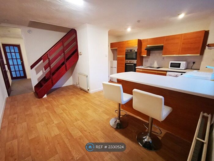 2 Bedroom End Of Terrace House To Rent In Gair Crescent, Carluke, ML8