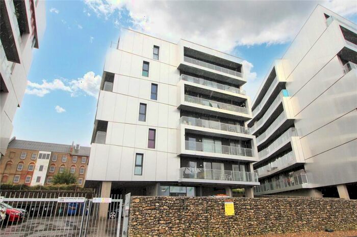 2 Bedroom Apartment To Rent In Geoffrey Watling Way, Norwich, Norfolk, NR1