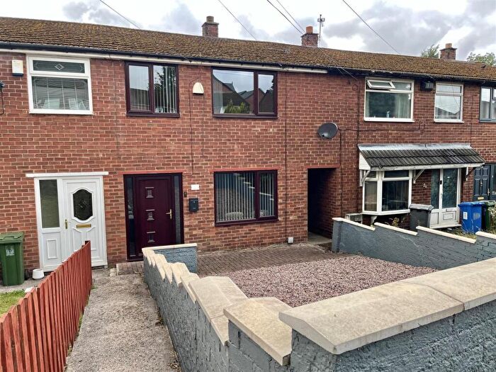 3 Bedroom Terraced House For Sale In Sandringham Drive, Dukinfield, SK16