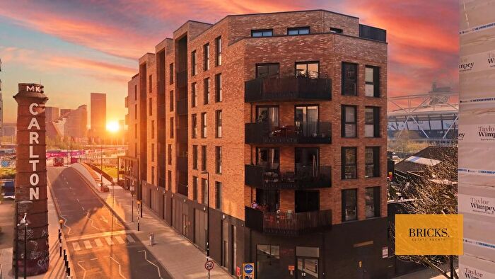 2 Bedroom Flat To Rent In Legacy House, Roach Road, London, E3