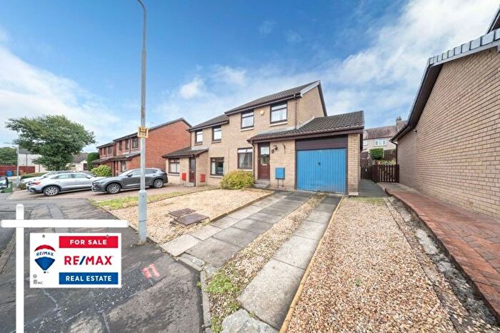 3 Bedroom Semi-Detached House For Sale In John Davidson Drive, Dunipace, Denny, FK6