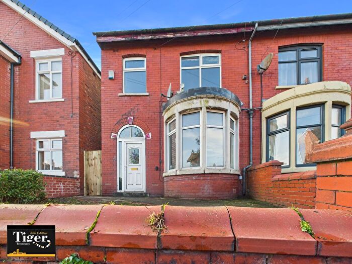 3 Bedroom Semi-Detached House For Sale In Salisbury Road, Blackpool, FY1