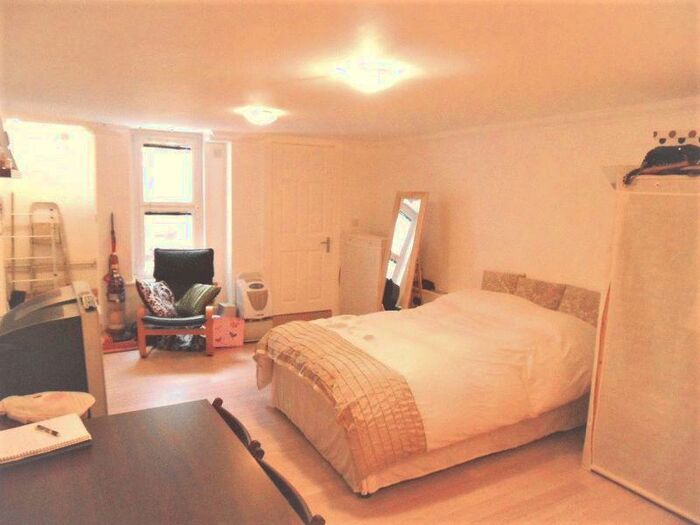 Studio To Rent In Scarborough Road, Brighton, BN1