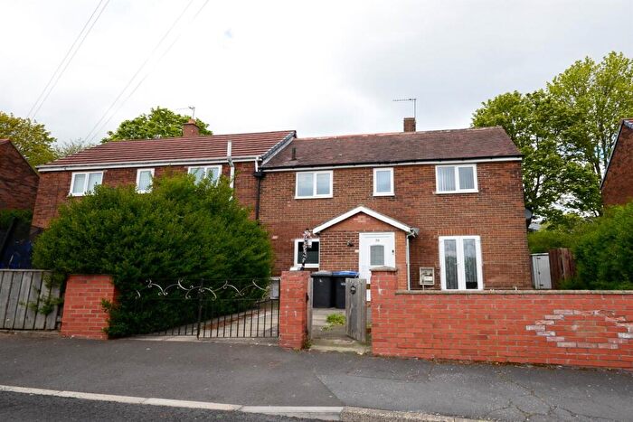 3 Bedroom Semi-Detached House To Rent In Fieldside, Pelton, DH2