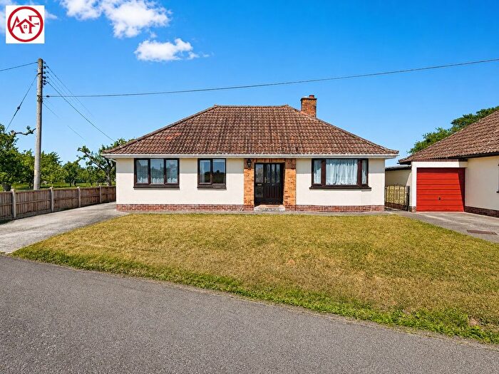 3 Bedroom Detached Bungalow For Sale In Church Road, West Huntspill, TA9