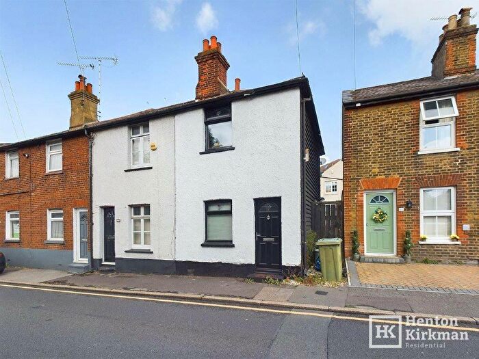 2 Bedroom End Of Terrace House To Rent In Queens Road, Brentwood, Essex, CM14