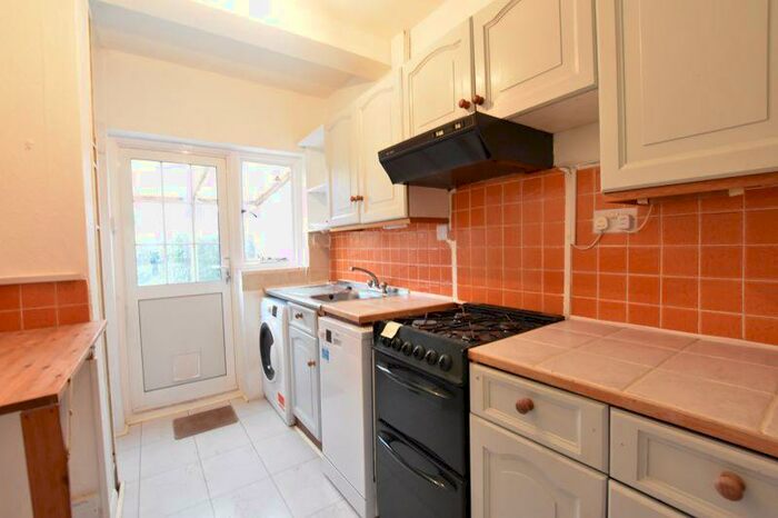 3 Bedroom Terraced House To Rent In Knightwood Crescent, New Malden, KT3