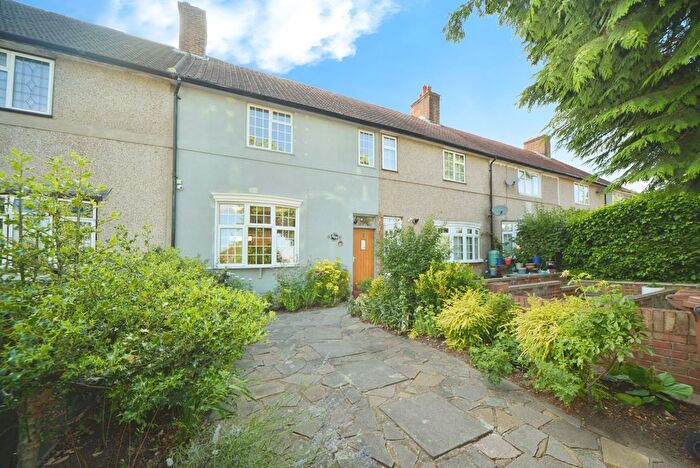 3 Bedroom Terraced House For Sale In Baring Road, London, SE12
