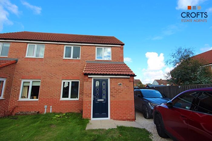 3 Bedroom Semi-Detached House For Sale In Jersey Place, Immingham, DN40