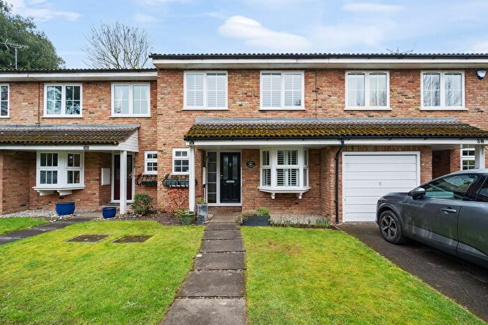 3 Bedroom Terraced House To Rent In Guards Club Road, Maidenhead, SL6