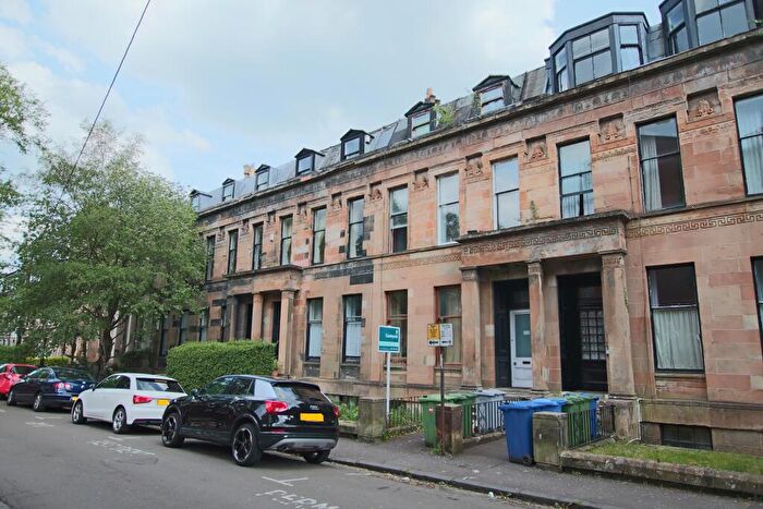 Flat To Rent In Oakfield Avenue, Glasgow, G12