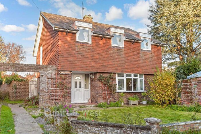 3 Bedroom Detached House For Sale In Prinsted Lane, Prinsted, Emsworth, West Sussex, PO10