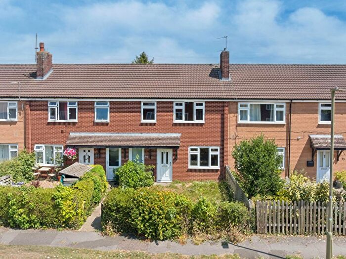 3 Bedroom Terraced House For Sale In Meadow View Road, Kennington, OX1