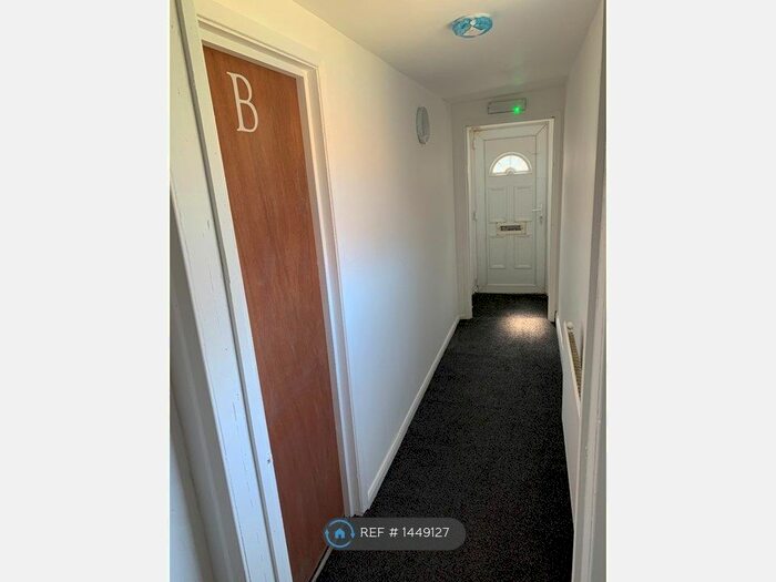 Studio To Rent In High Street, Sheerness, ME12