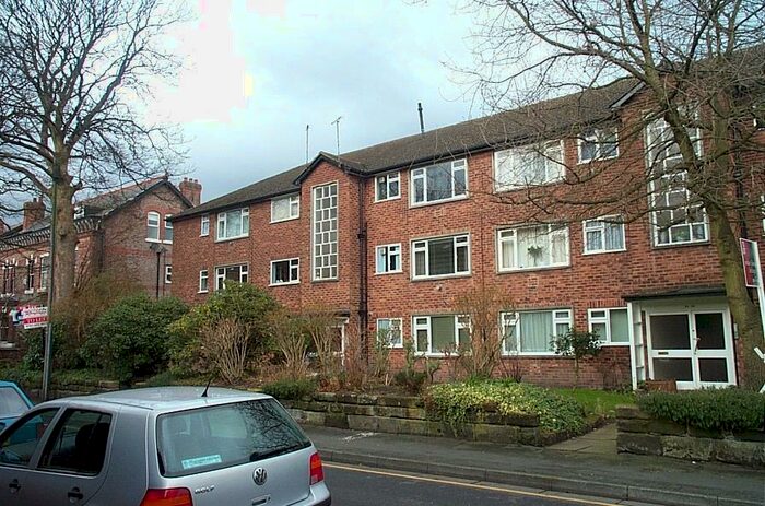 2 Bedroom Flat To Rent In Wardle Court Wardle Road Sale Manchester, M33