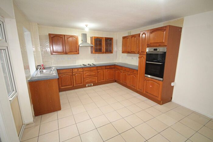 3 Bedroom Terraced House To Rent In Fulmar Lane, Wellingborough, NN8