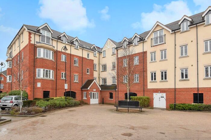 1 Bedroom Flat To Rent In William Ransom Way, Hitchin, SG5