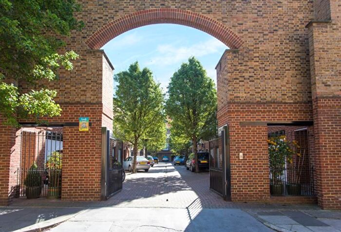 4 Bedroom Terraced House To Rent In Hogan Mews, London, W2