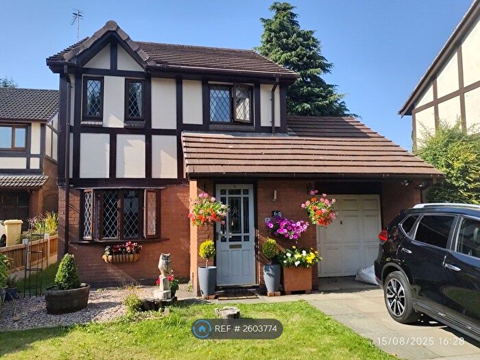 3 Bedroom Detached House To Rent In Bedworth Close, Bolton, BL2