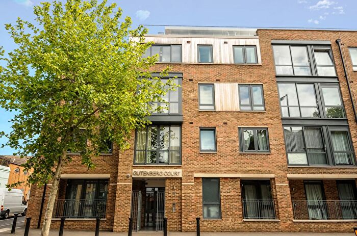 1 Bedroom Flat To Rent In Gutenberg Court, Grange Road, SE1