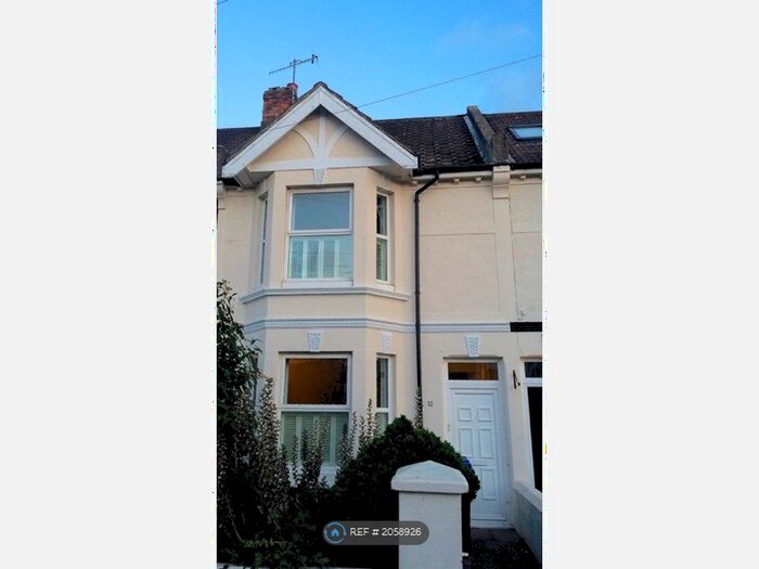 3 Bedroom Terraced House To Rent In Westcourt Road, Worthing, BN14