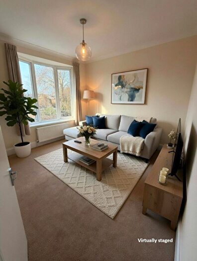 2 Bedroom Apartment To Rent In Brondesbury Road, London, NW6