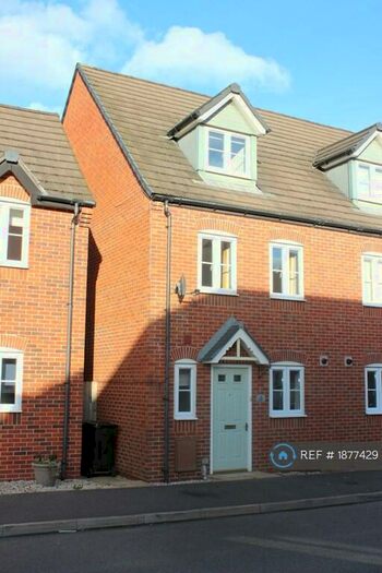 3 Bedroom Semi-Detached House To Rent In Mersey Way, Hilton, Derby, DE65