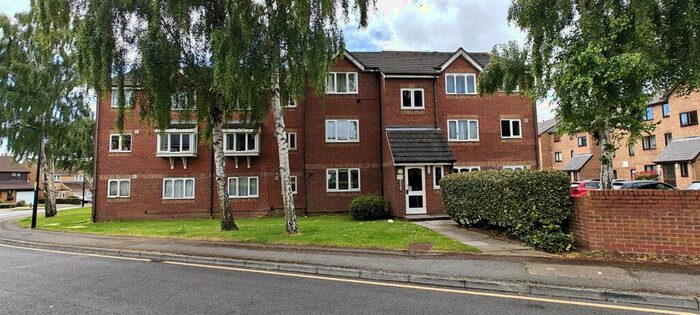 1 Bedroom Flat To Rent In Leigh Hunt Drive, Southgate, N14