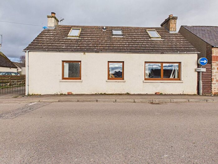 3 Bedroom Detached House For Sale In Averon Road, Alness, IV17