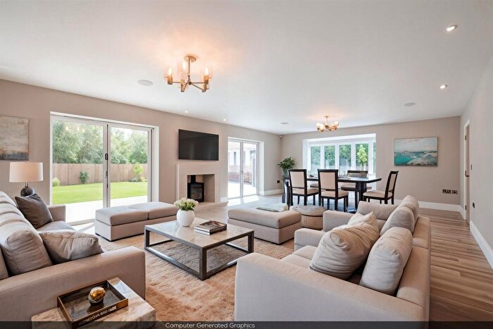 7 Bedroom Detached House For Sale In Ashleigh Coach House, Whitley Hill, Henley-In-Arden, B95