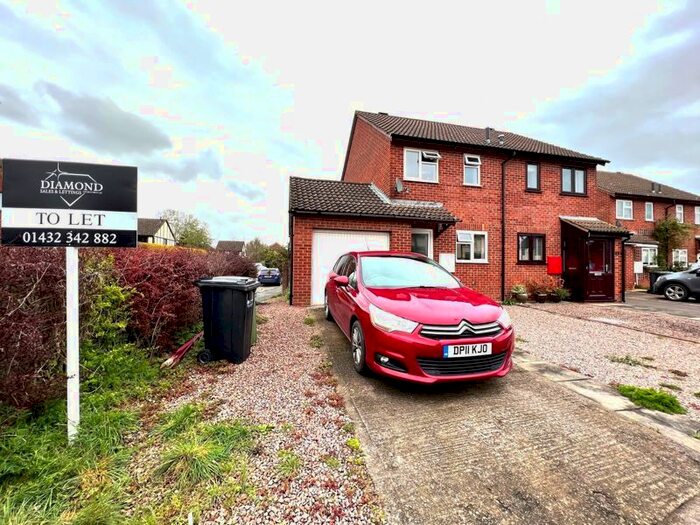 2 Bedroom Semi-Detached House To Rent In Thomas Close, Hereford, HR2