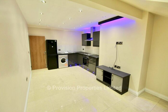 2 Bedroom Flat To Rent In Ashwood Terrace, Headingley, Leeds, LS6