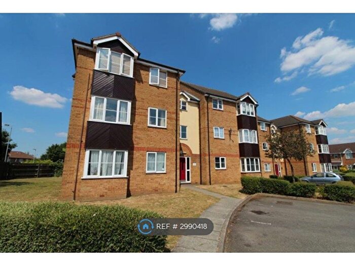 1 Bedroom Flat To Rent In Falcon Close, Dunstable, LU6