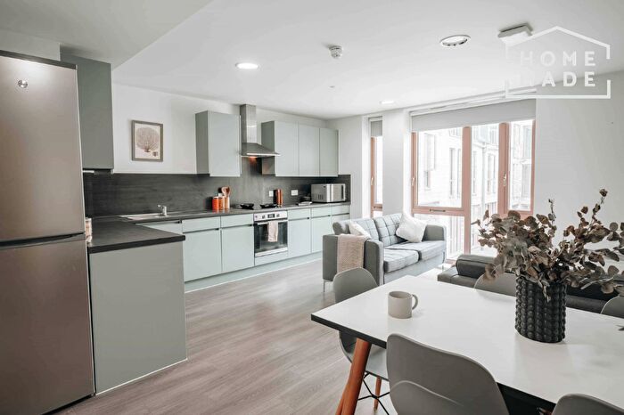 Flat To Rent In Alma Court, CT1