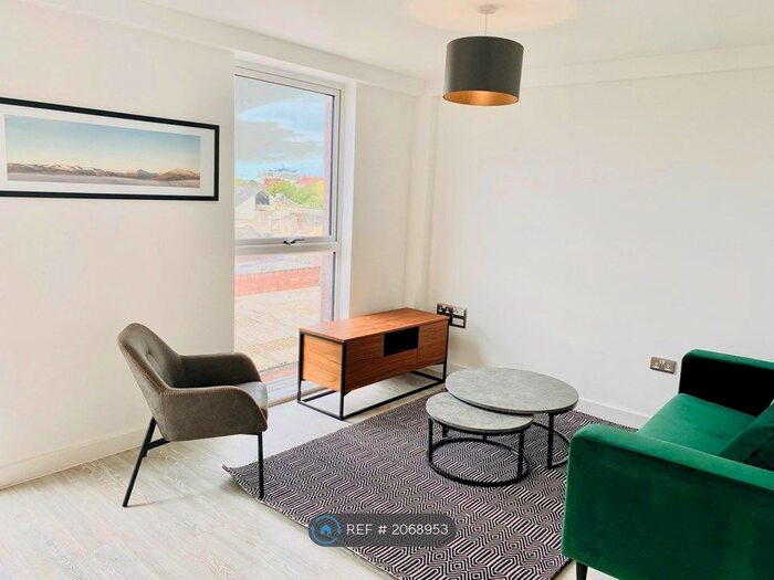 1 Bedroom Flat To Rent In Middlewood Plaza, Salford, M5