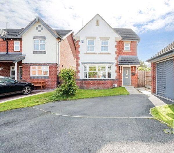 3 Bedroom Detached House For Sale In Parkside Avenue, Skelmersdale, Lancashire, WN8