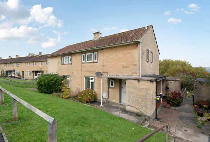 1 Bedroom Apartment For Sale In Stirtingale Road, Bath, Somerset, BA2