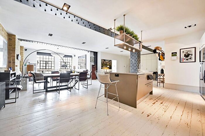 2 Bedroom Flat To Rent In Wyfold Road, Munster Village, London, SW6