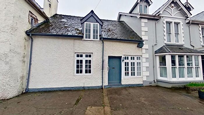 3 Bedroom Cottage For Sale In Maryport Street, Usk, Gwent, NP15
