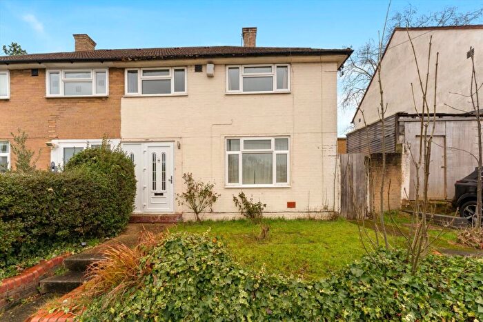 3 Bedroom Semi Detached House To Rent In Lyall Avenue, West Dulwich, SE21